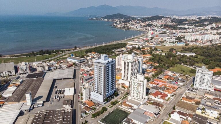 Apartamento Residencial à Venda | Praia Comprida | São José | AP0844_MMQ