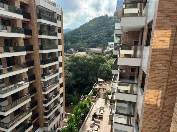 Apartamento Residencial à Venda | Itacorubi | Florianópolis | AP0333_MMQ - Imagem 9