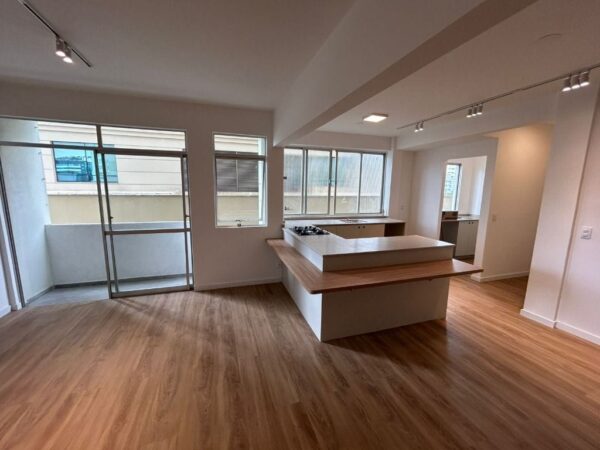 Apartamento Residencial à Venda | Centro | Florianópolis | AP0004_MMQ - Imagem 3