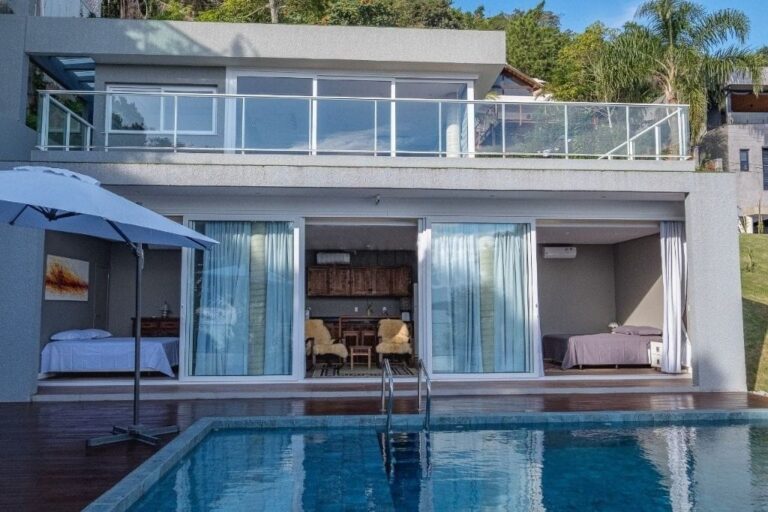 Casa Residencial à Venda | Sambaqui | Florianópolis | CA0086_MMQ