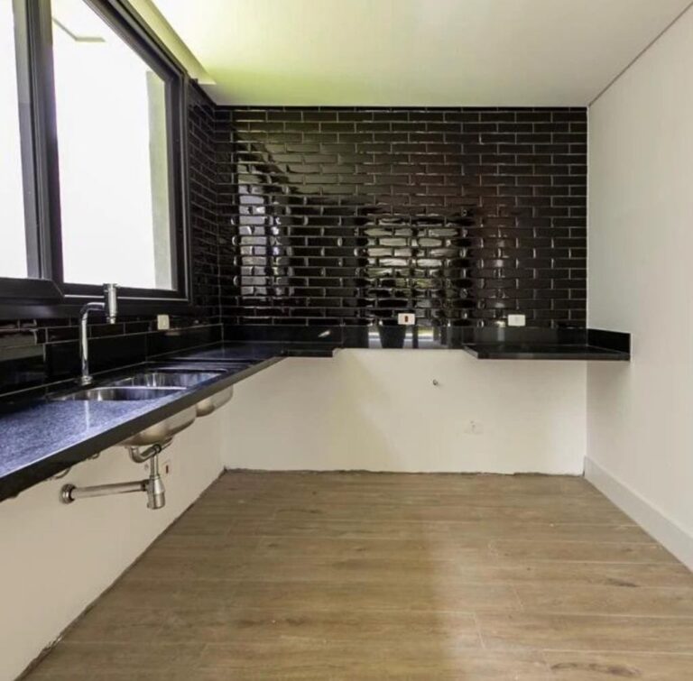 Casa Residencial à Venda | Moema | São Paulo | CA0145_MMQ