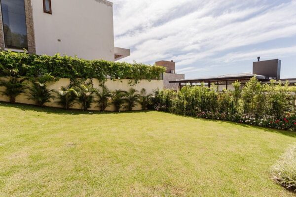 Casa Residencial à Venda | Cacupé | Florianópolis | CA0263_MMQ - Imagem 27
