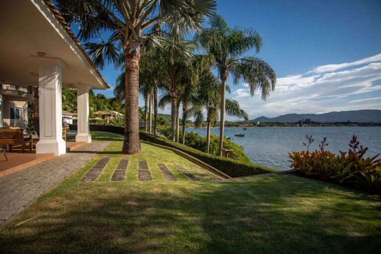 Casa Residencial à Venda | Barra da Lagoa | Florianópolis | CA0700_MMQ