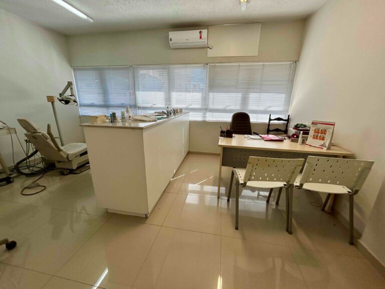 Sala Comercial à Venda | Centro | Prefeito Osmar Cunha | SA0082_MMQ