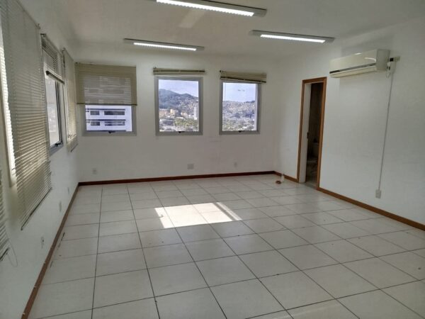 Sala Comercial à Venda | Centro | Florianópolis | SA0083_MMQ - Imagem 4