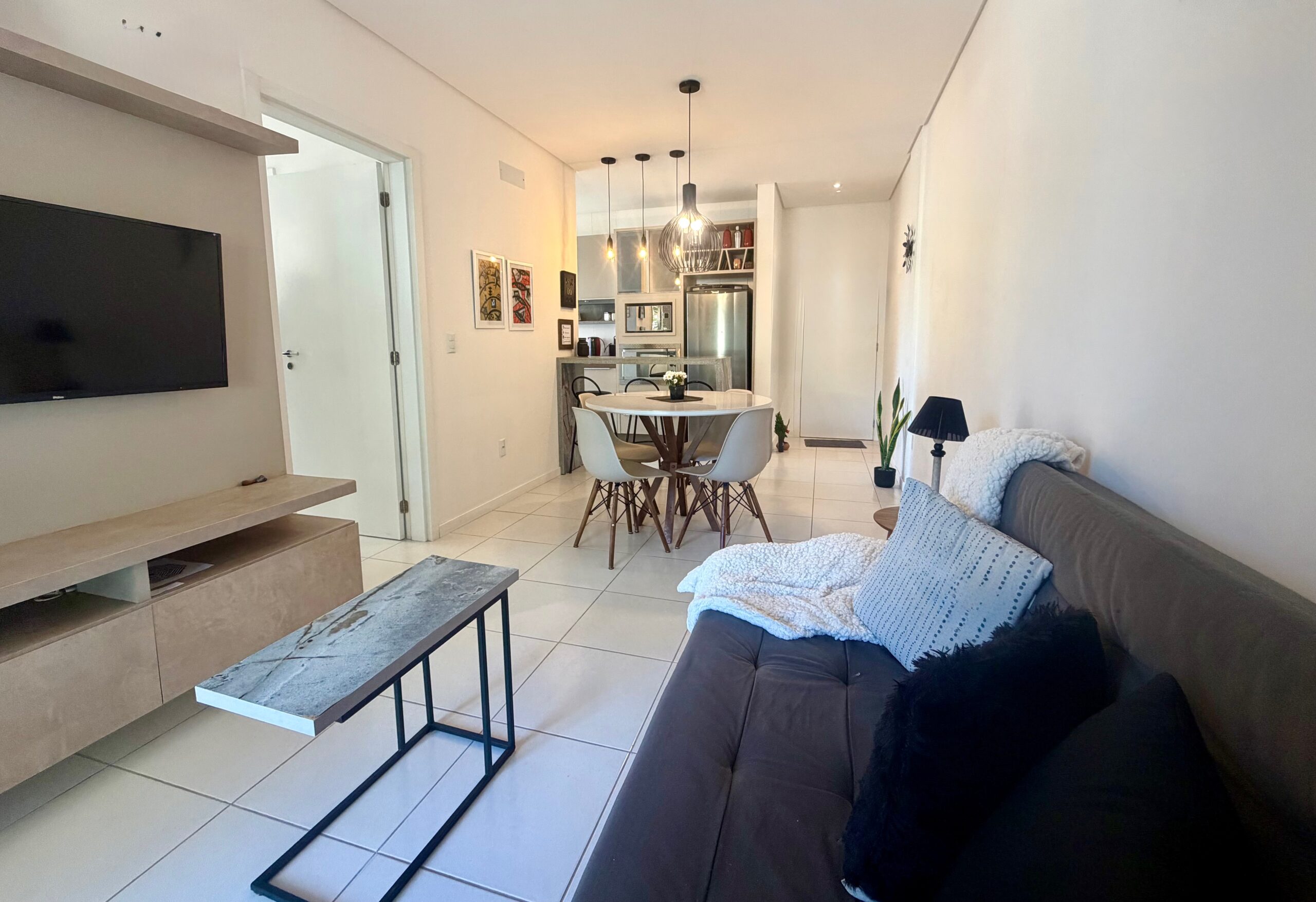 Apartamento Residencial à Venda | Canasvieiras | Florianópolis | AP3588_MMQ